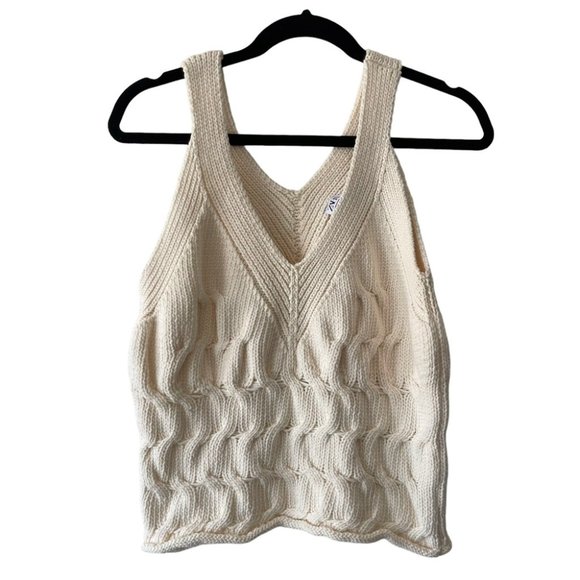 Zara Sweaters - Zara Cable knit crop sweater vest cream size small
